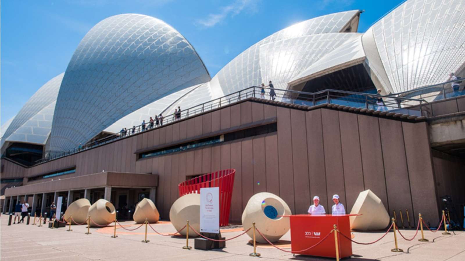 The Sydney Opera House, cornered off by a queue.