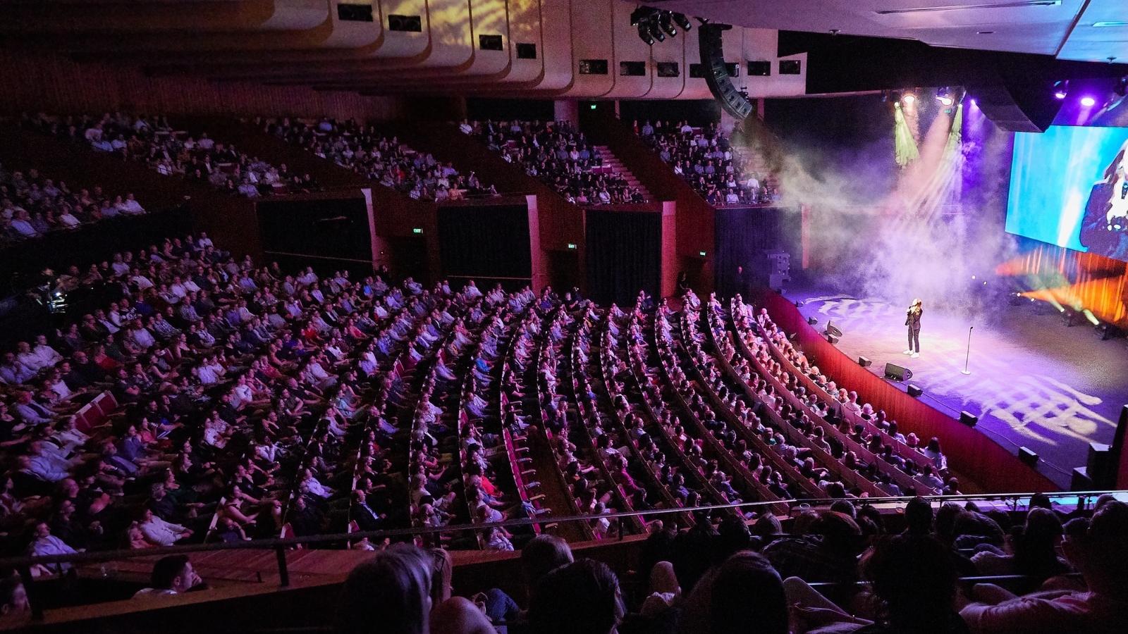 Comedy festival deals