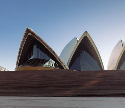 The sails of the Sydney opera house.